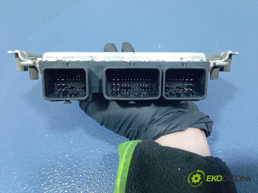 Peugeot 1007 2005 riadiaca jednotka Motor: 9658477080