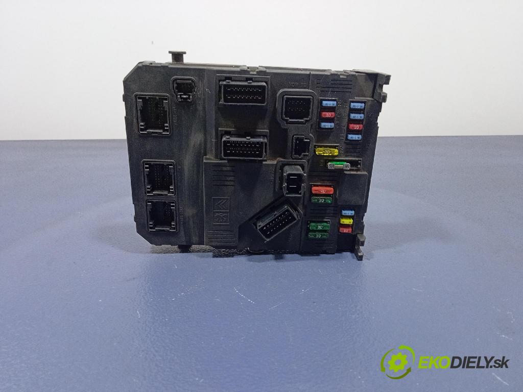 Peugeot 1007 2005 skrinka Poistky: 9653667280