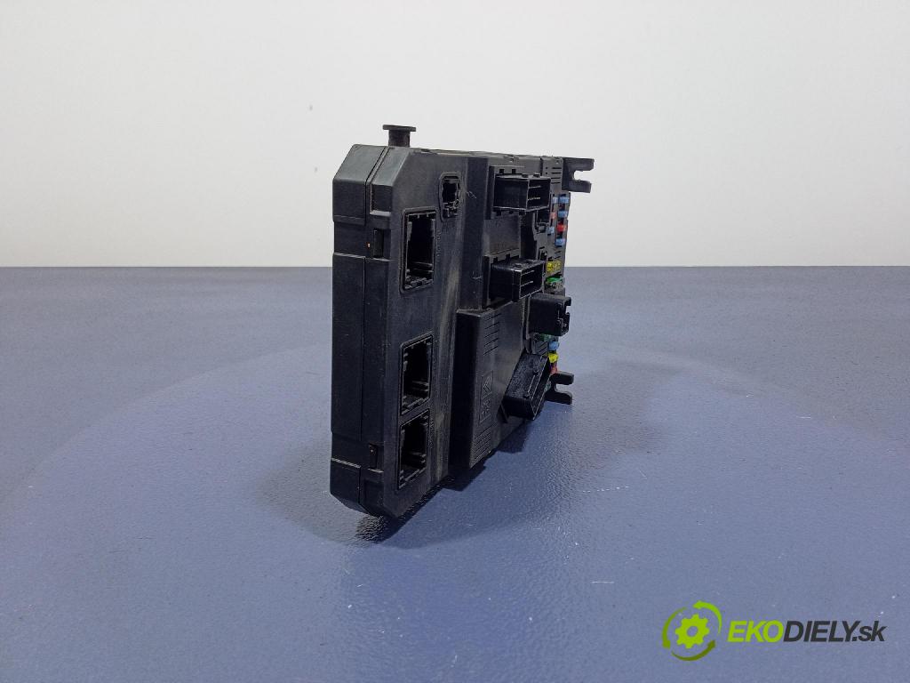 Peugeot 1007 2005 skrinka Poistky: 9653667280