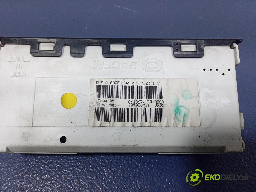 Peugeot 1007 2005 Zobrazit: Rádio: / GPS 9648634177