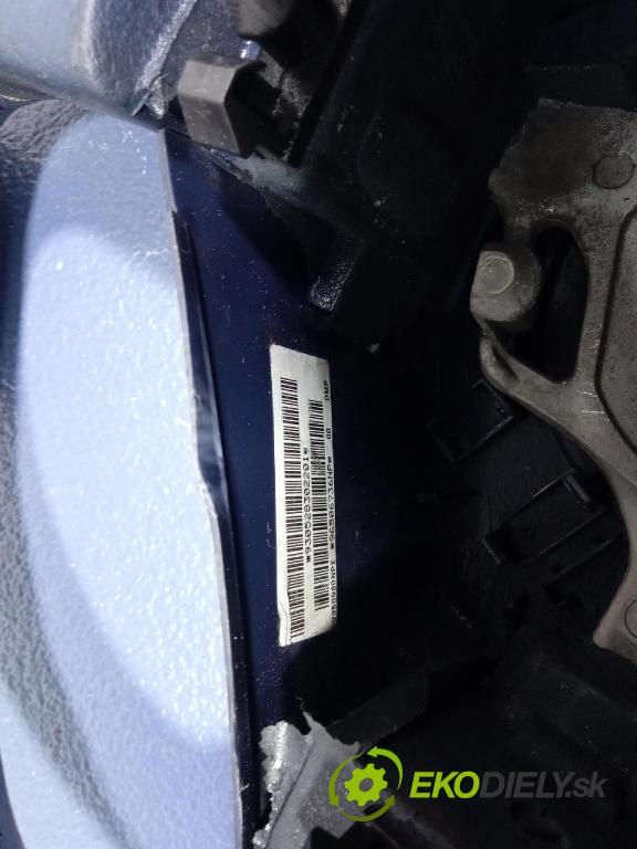 Peugeot 1007 2005 volant 96506736NP