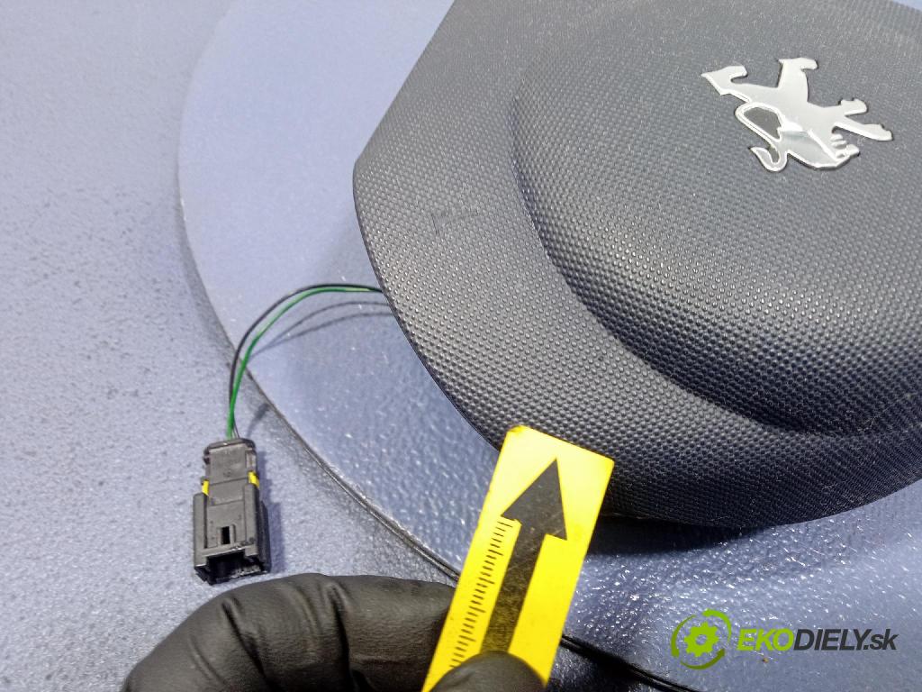 Peugeot 1007 2005 volant 96506736NP