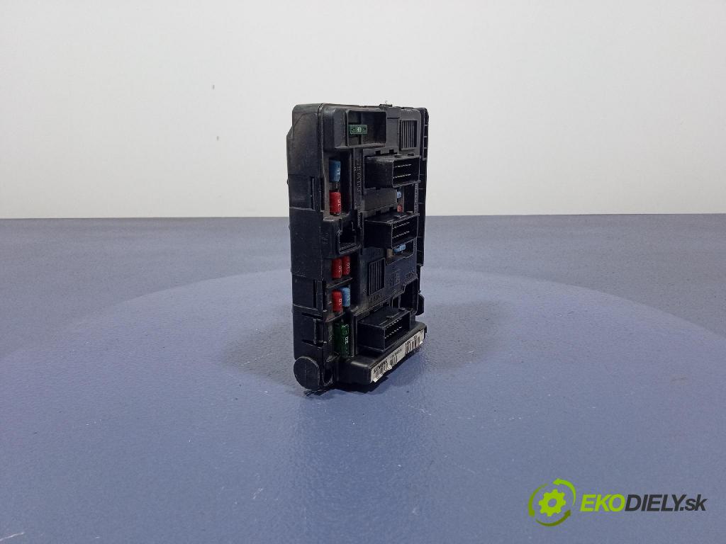 Peugeot 1007 2005 skrinka Poistky: 9650618480