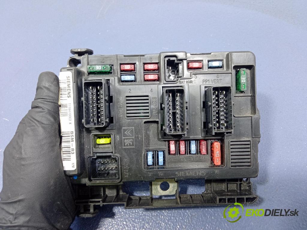 Peugeot 1007 2005 skrinka Poistky: 9650618480