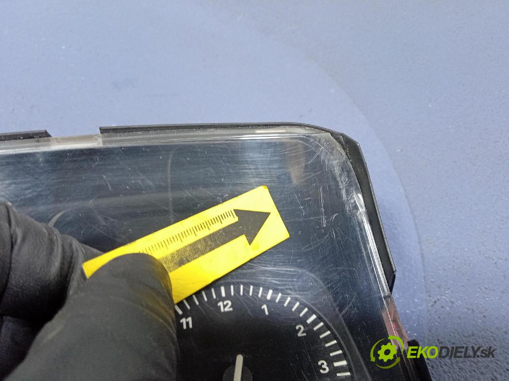 Vw Transporter 1997 prístrojovka/ budíky 7D0919850H