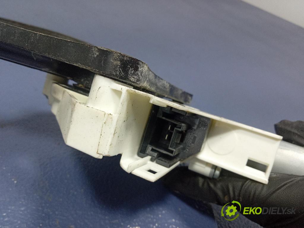 Audi A6 2016 mechanizmus okna Okná: Predné Vľavo: 8K0959801B