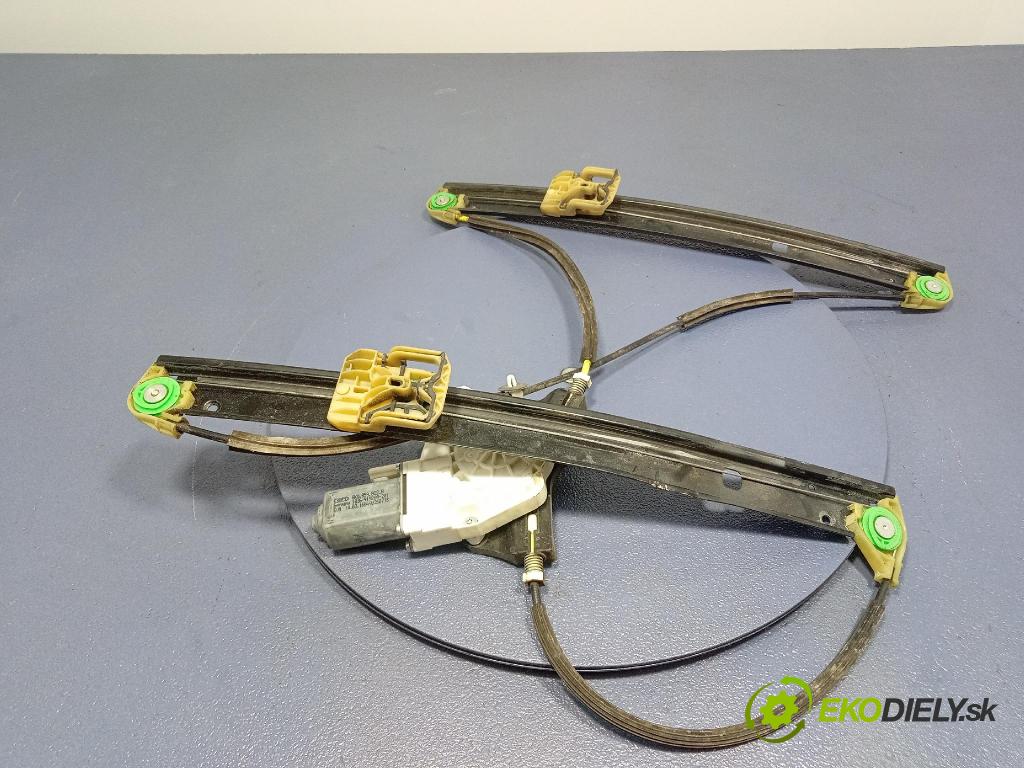 Audi A6 2016 mechanizmus okna Okná: Predné v pravo: 4G0837462