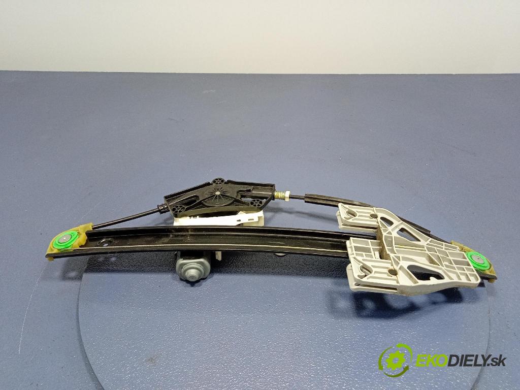 Audi A6 2016 mechanizmus okna Okná: zad v pravo: 4G0839462