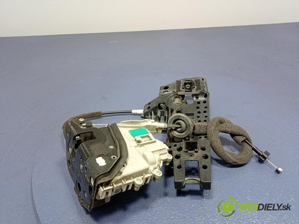 Audi A6 2016 zámok dvere Predné v pravo: 8J1837016F