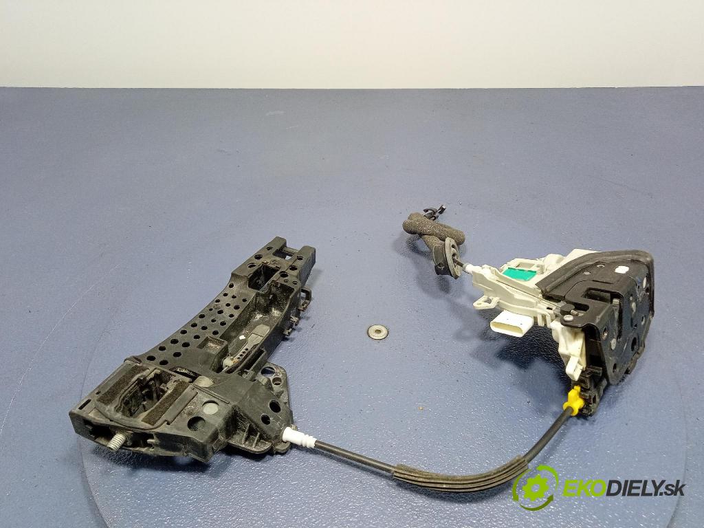 Audi A6 2016 zámok dvere Predné v pravo: 8J1837016F