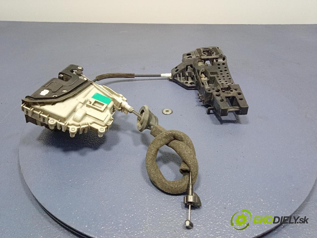 Audi A6 2016 zámok dvere Predné v pravo: 8J1837016F