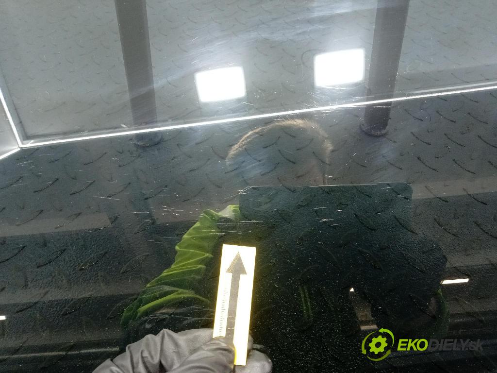 Audi A6 2016 sklo dvere zad ľavé 