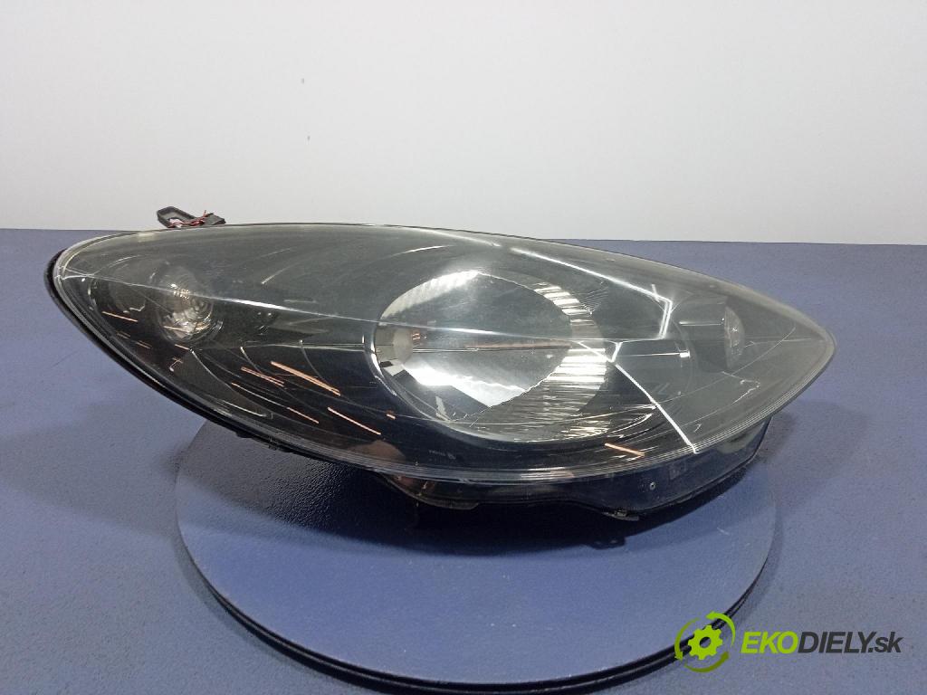 Peugeot 1007 2005 Reflektor: v pravo: 9644998780