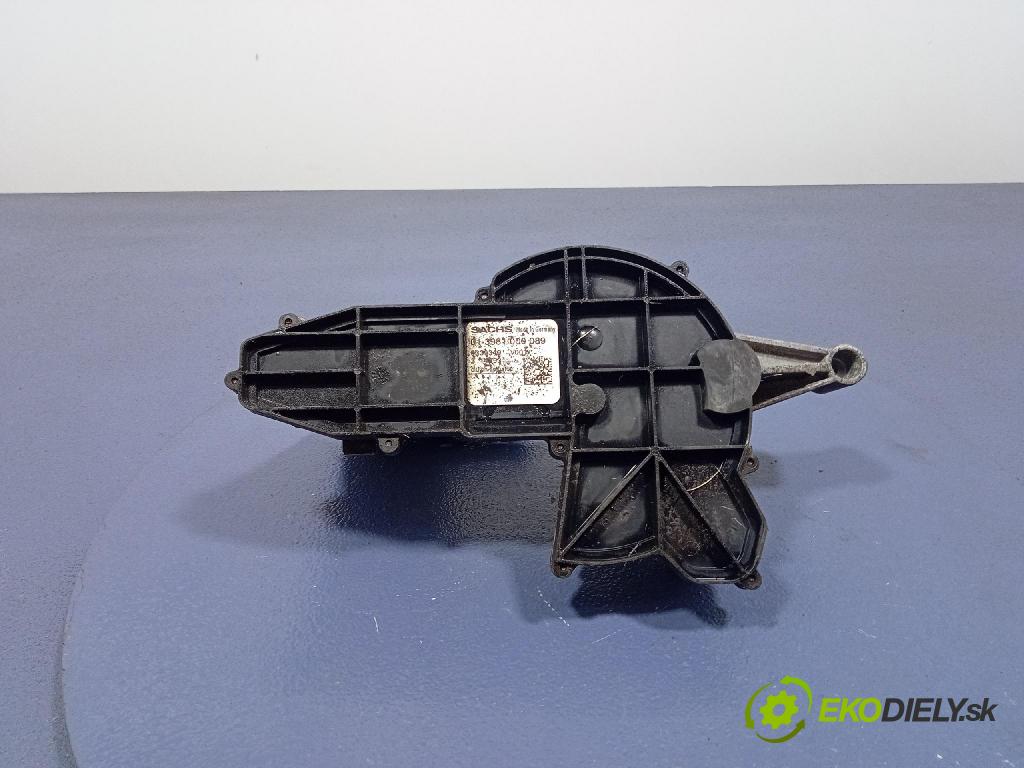 Peugeot 1007 2005 Aktuátor: 013981000089