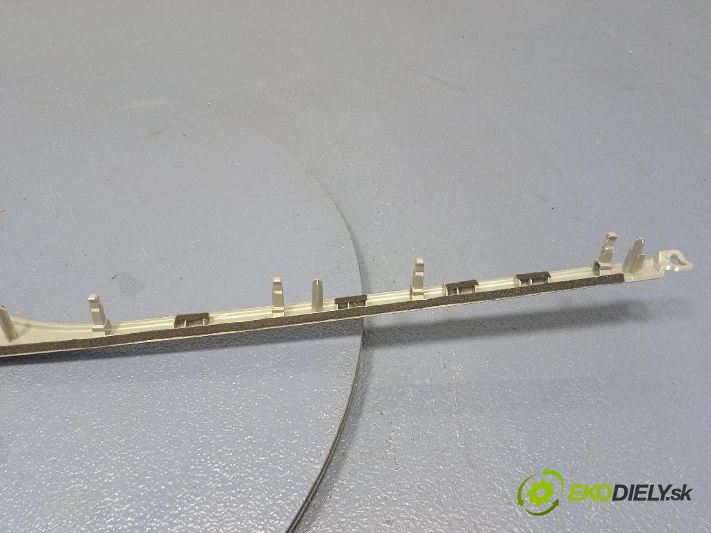 Audi A6 2016 lišta Dekoratívne: Vnútri: 4G1853190B