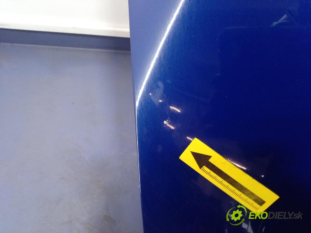 Vw Passat 2005 kapota přední: