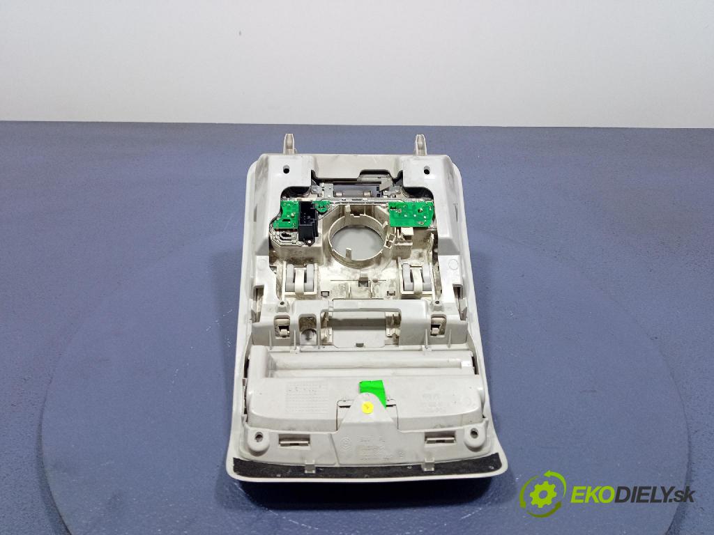 Vw Passat 2005 Svietidlá: Vnútri: 3C0867489B