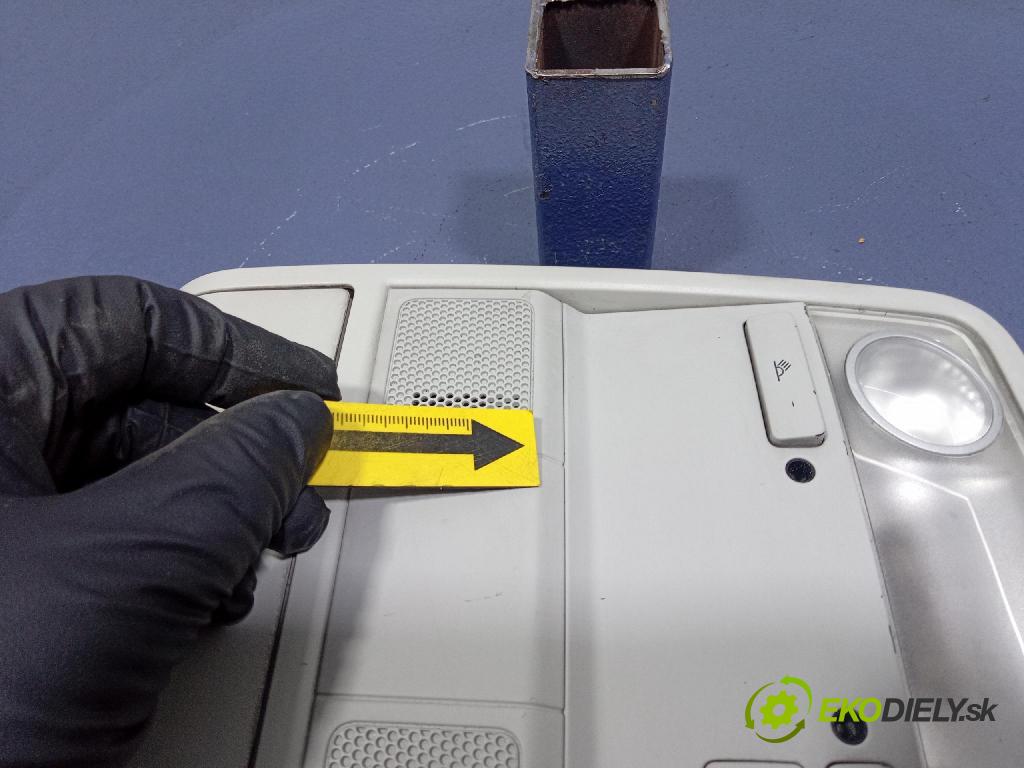 Vw Passat 2005 Svietidlá: Vnútri: 3C0867489B