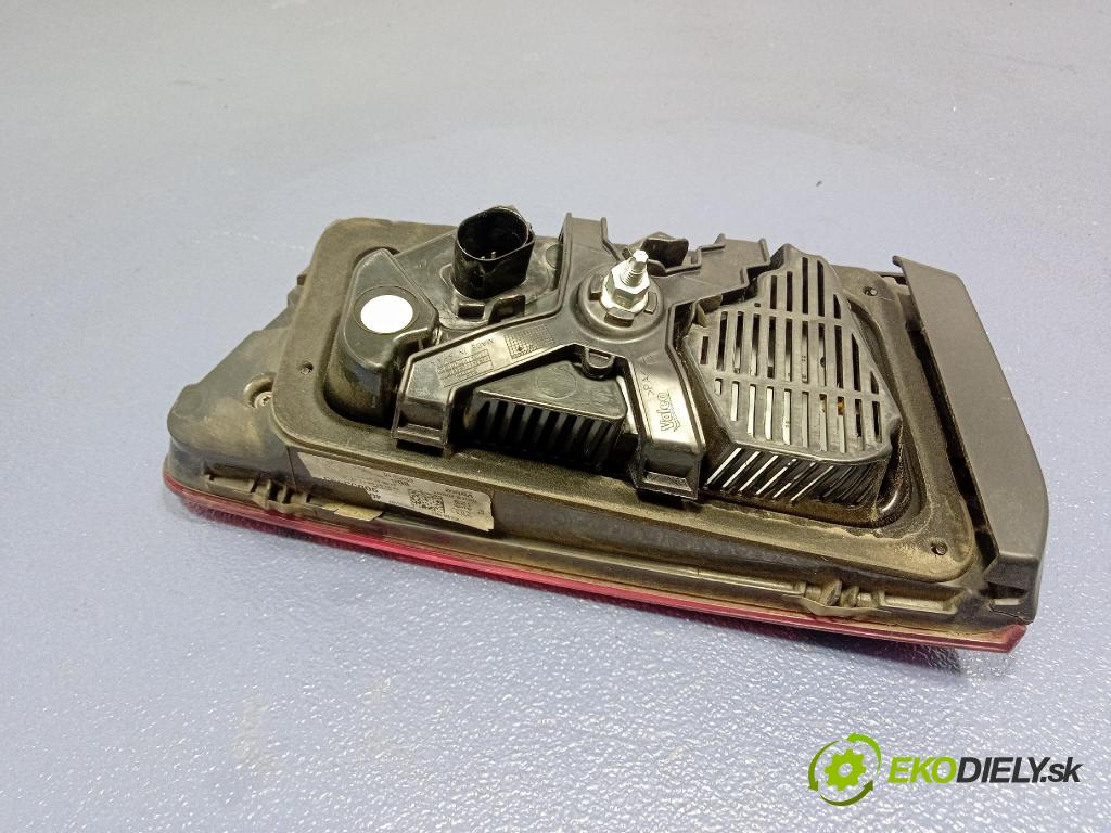 Audi A6 2016 svetlo / reflektor zad Prava: Vnútri: 4G9945094E