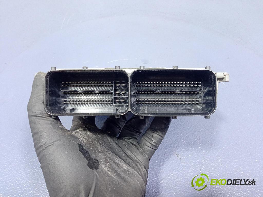 Audi A6 2020 riadiaca jednotka Motor: 06L907425C