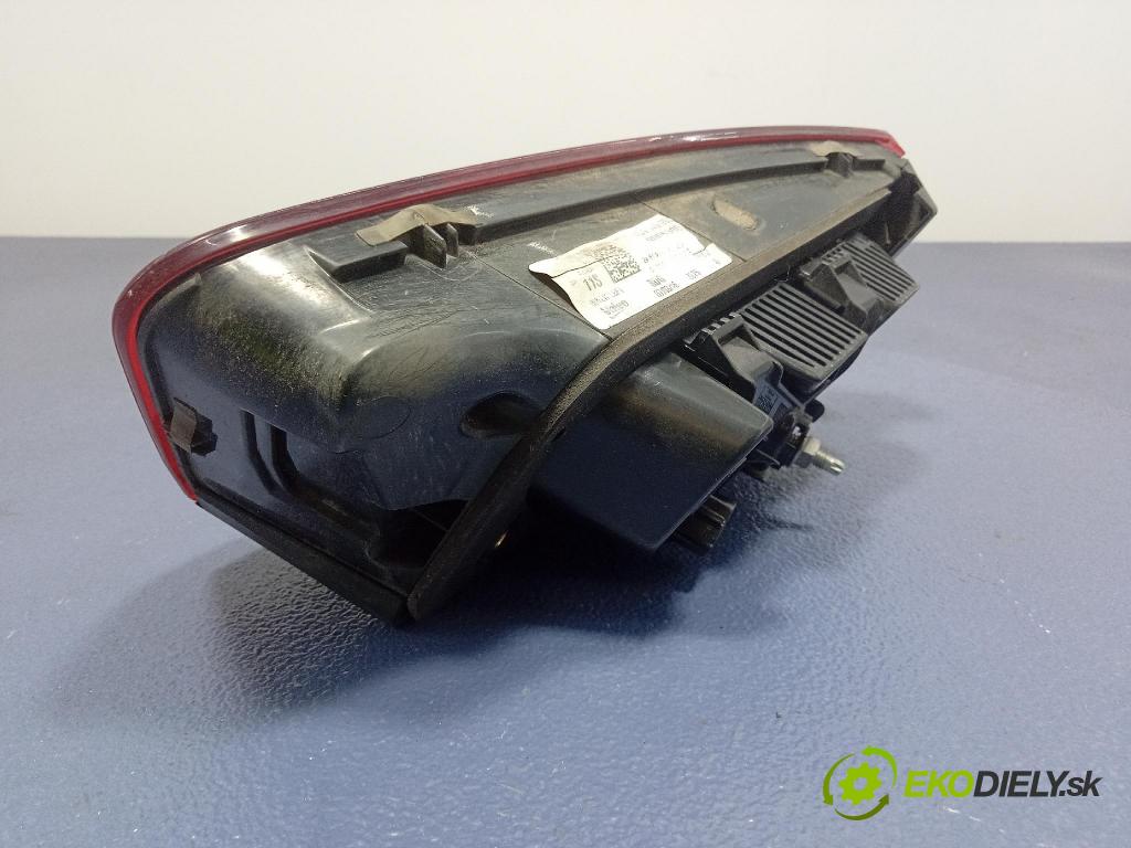 Audi A6 2016 svetlo / reflektor zad ľavá Vnútri: 4G9945093E