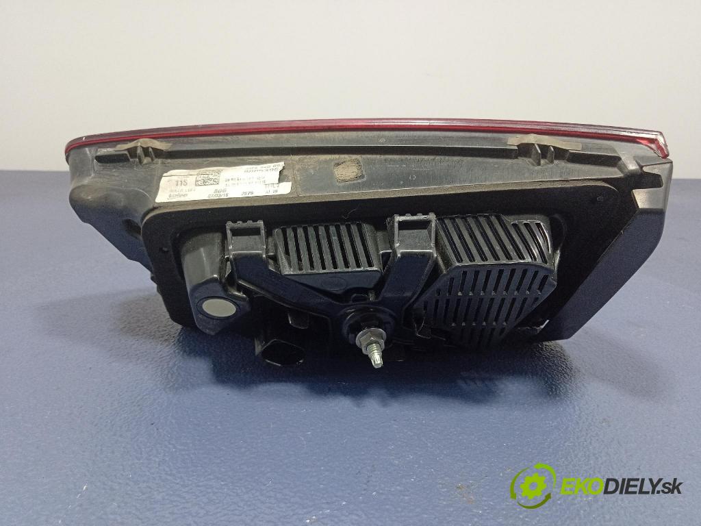 Audi A6 2016 svetlo / reflektor zad ľavá Vnútri: 4G9945093E