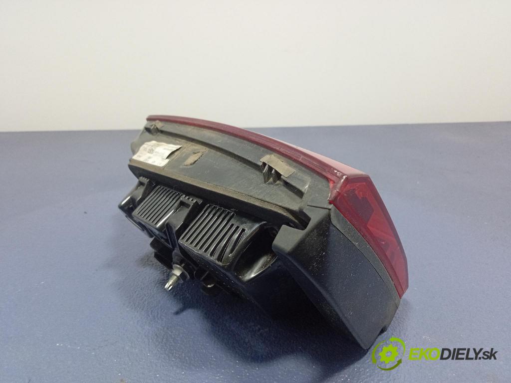 Audi A6 2016 svetlo / reflektor zad ľavá Vnútri: 4G9945093E