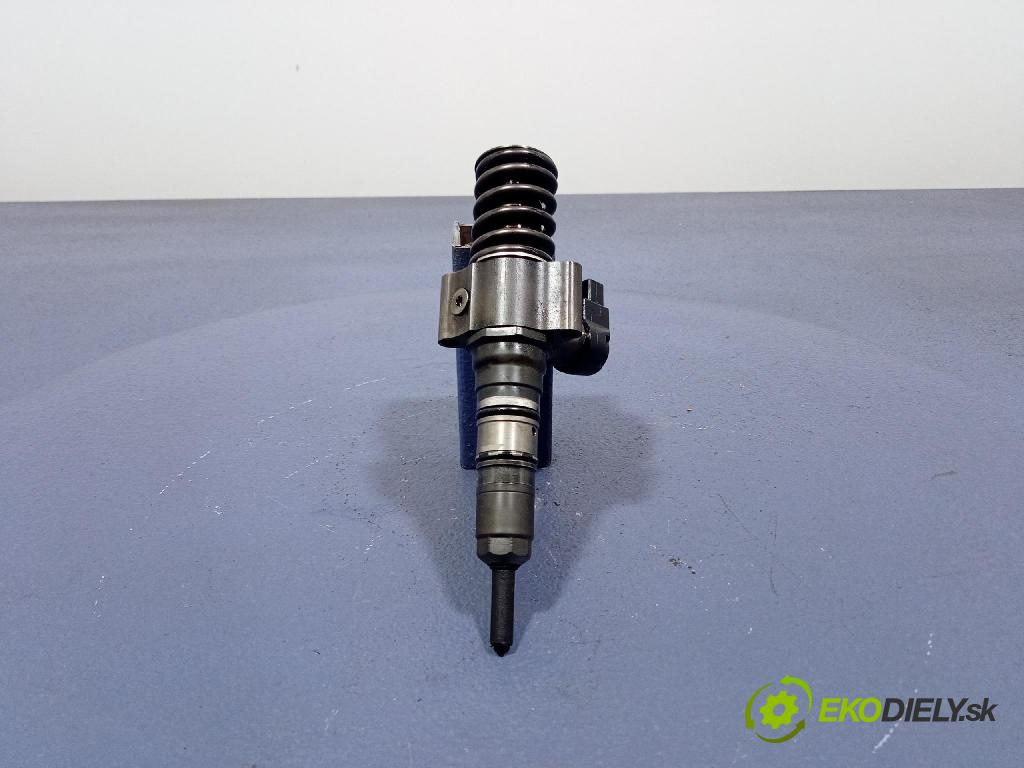 Vw Passat 2005 vstrek 03G130073S