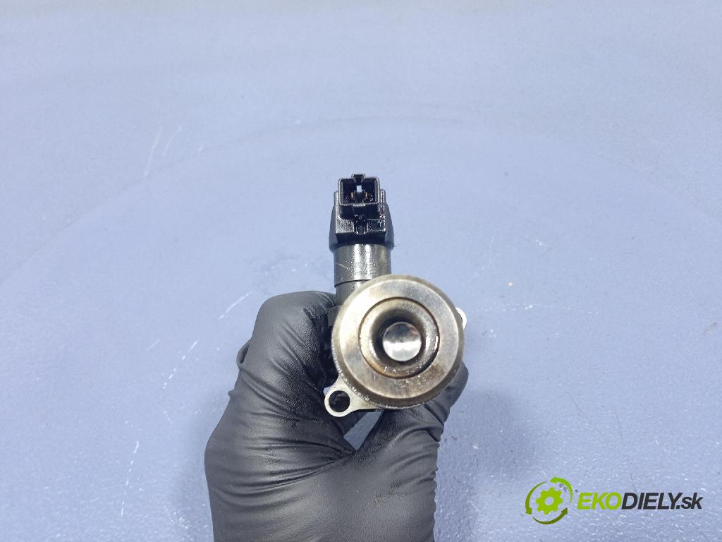 Vw Passat 2005 vstrek 03G130073S