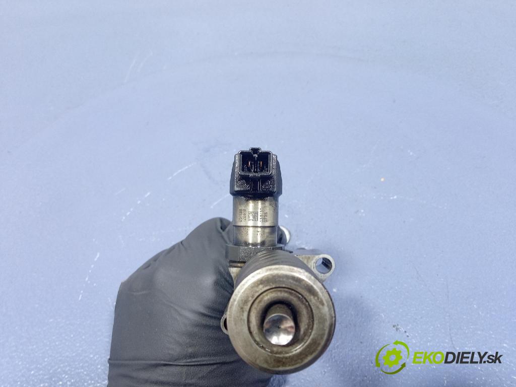 Vw Passat 2005 vstrek 03G130073S