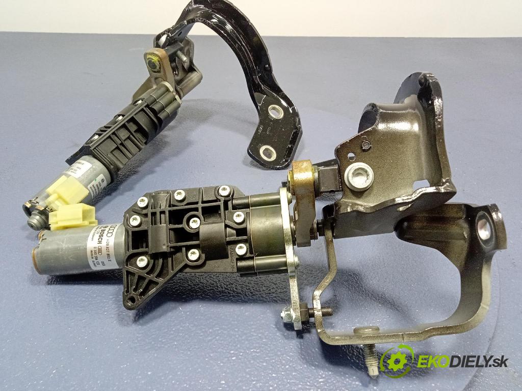 Audi A6 2016 Aktuátor: 4G9827851E