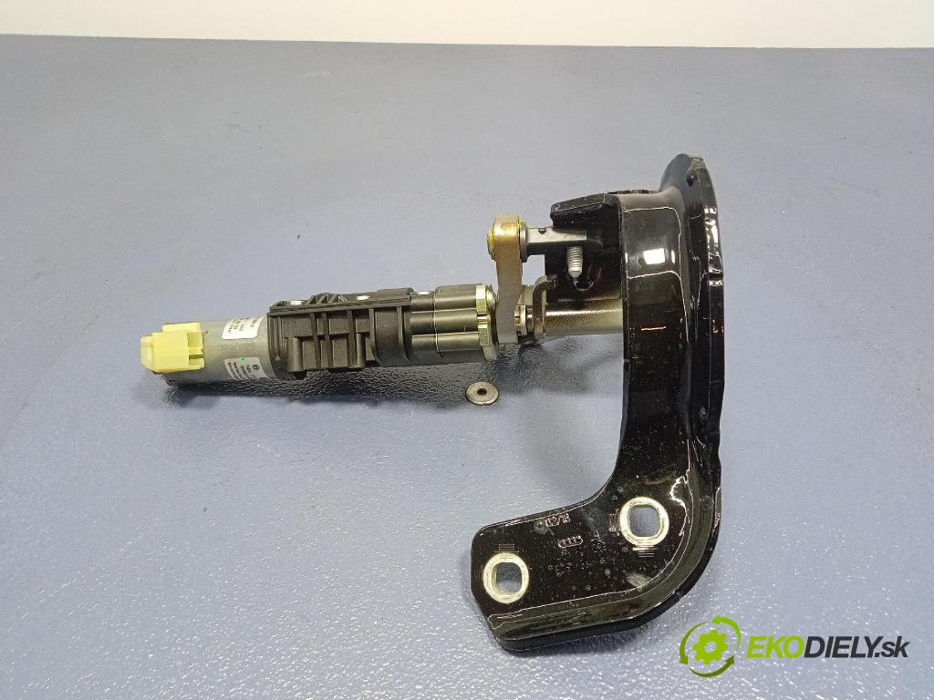 Audi A6 2016 Aktuátor: 4G9827851E