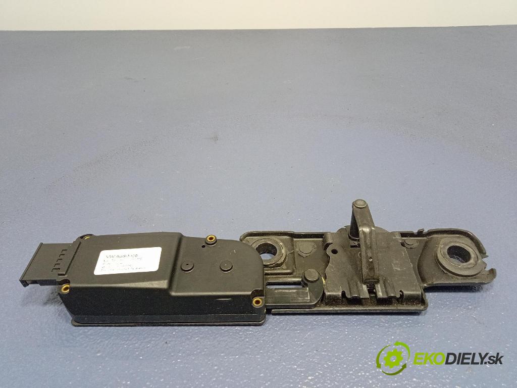 Audi A6 2016 zámok Klapky: kufra: 4F9827383H