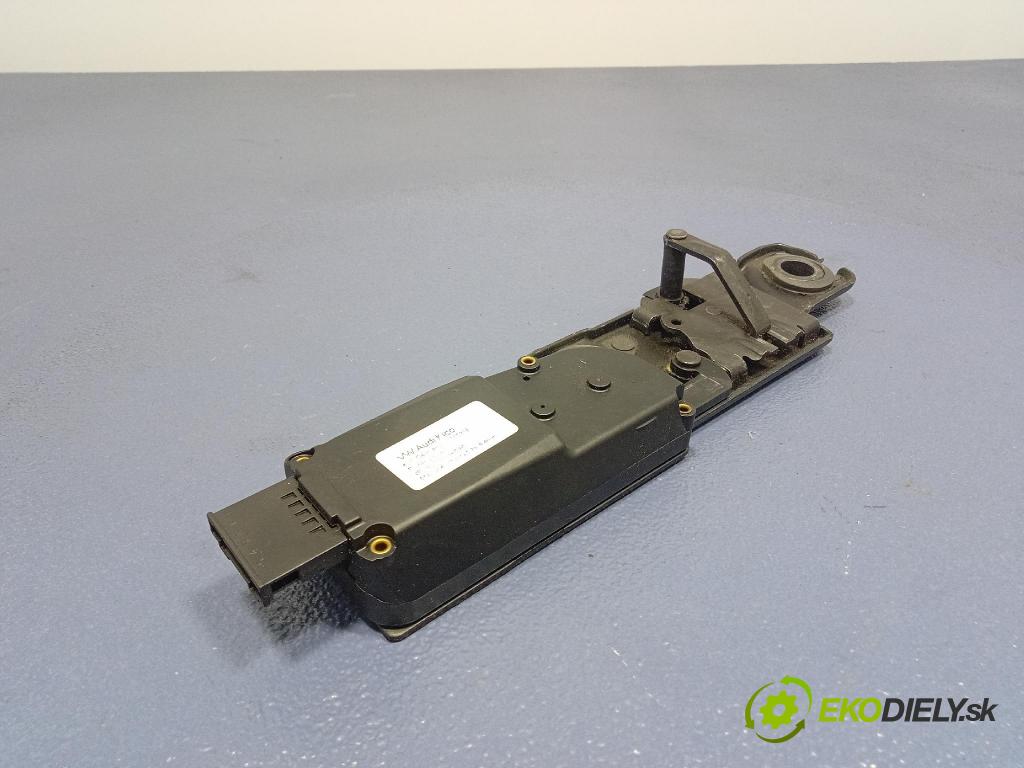 Audi A6 2016 zámok Klapky: kufra: 4F9827383H