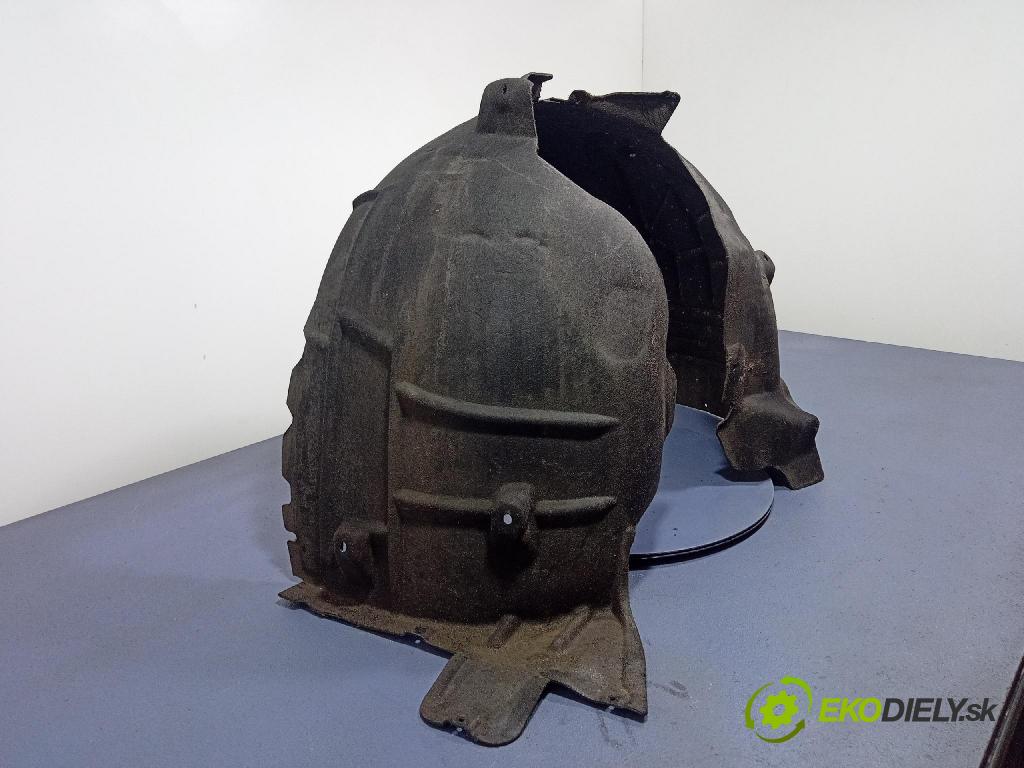 Audi A6 2020 Blatník: Plastové: Predné 4K0821171K