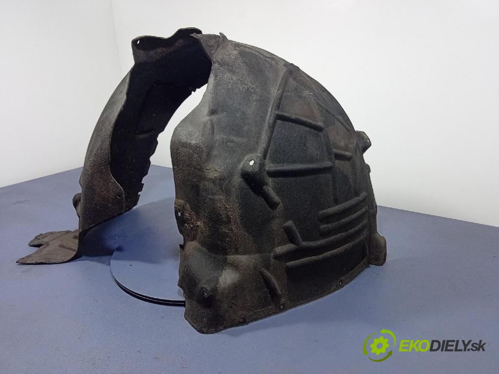 Audi A6 2020 Blatník: Plastové: Predné 4K0821171K