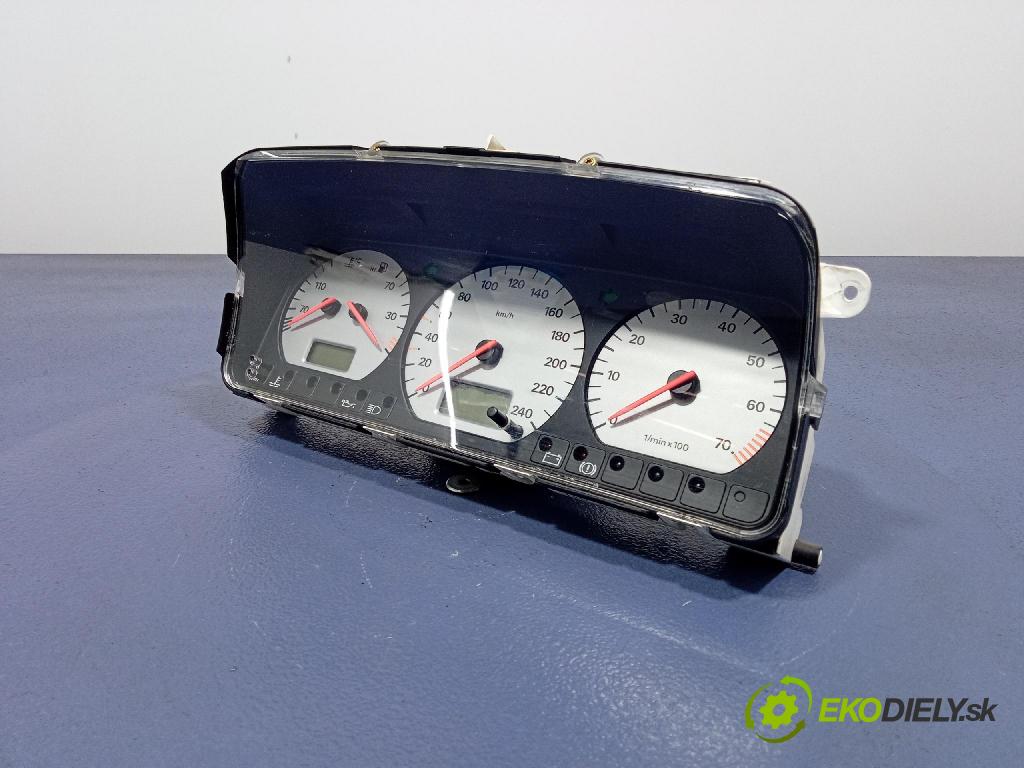 Vw Passat 1996 prístrojovka/ budíky 3A0919861E