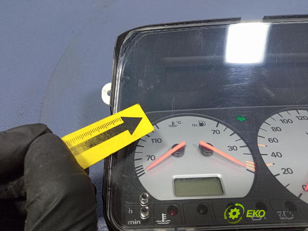 Vw Passat 1996 prístrojovka/ budíky 3A0919861E