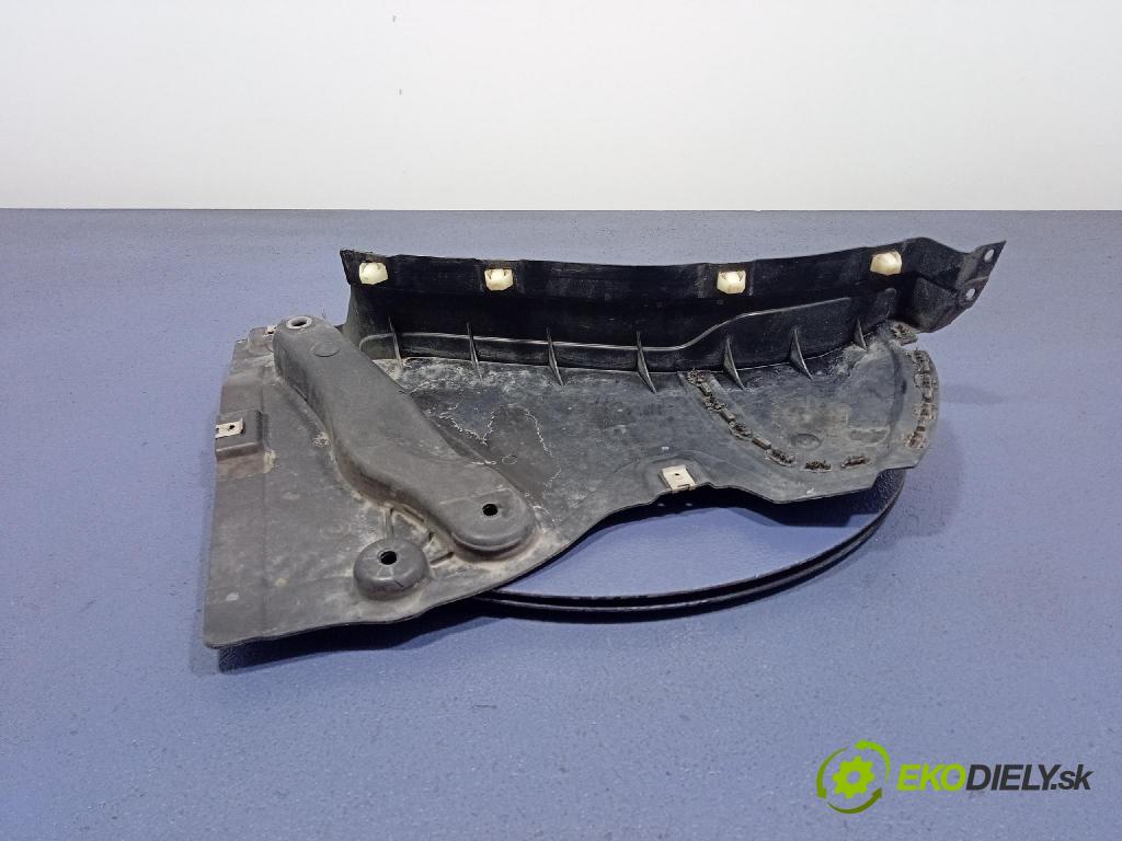 Audi A6 2020 kryt Plast: podvozek: 4K0853887E