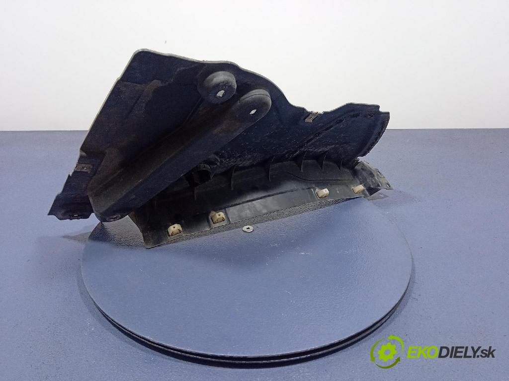 Audi A6 2020 kryt Plast: podvozek: 4K0853888E