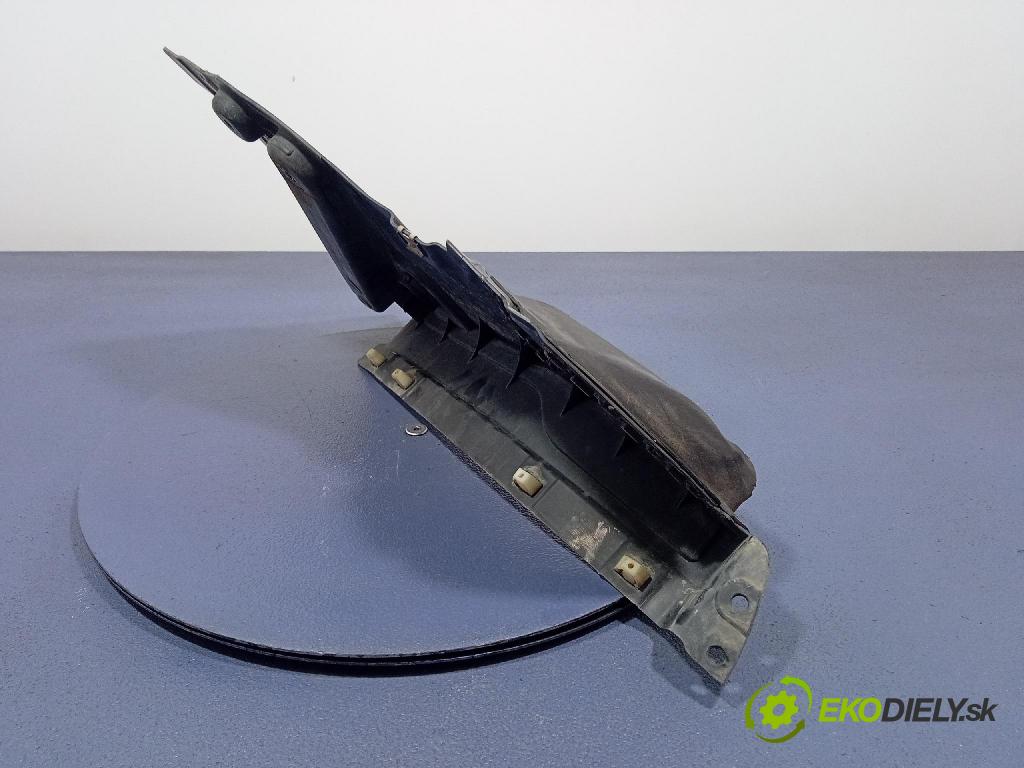 Audi A6 2020 kryt Plast: podvozek: 4K0853888E