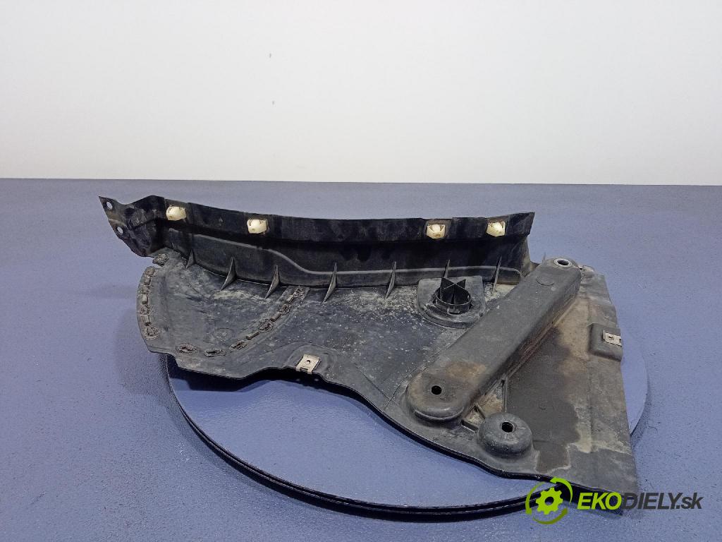 Audi A6 2020 kryt Plast: podvozek: 4K0853888E