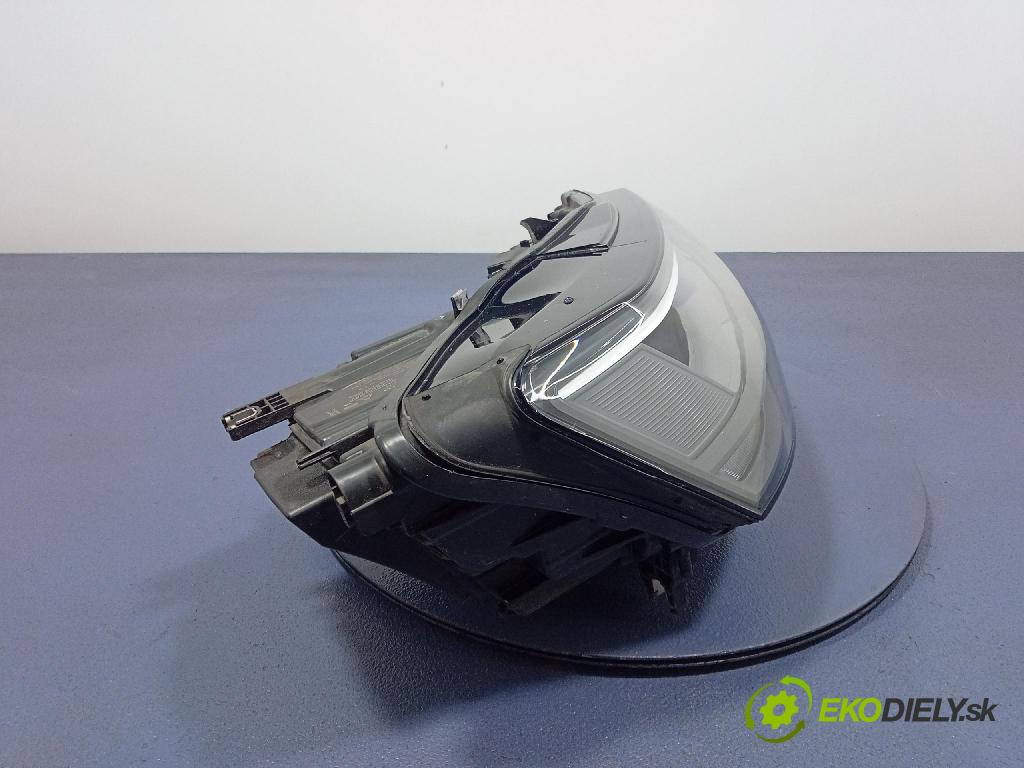 Audi A6 2020 Reflektor: v pravo: 4K0941034