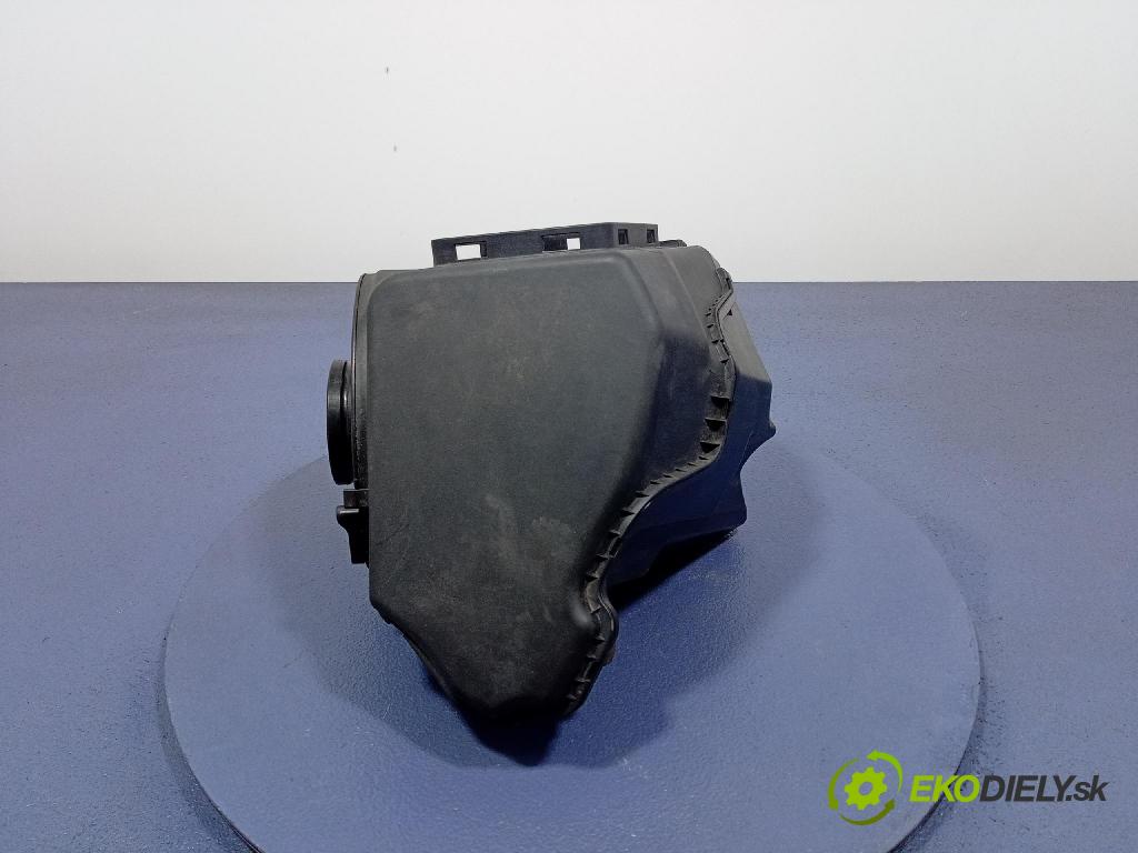 Audi A6 2020 obal Filtre: Vzduch: