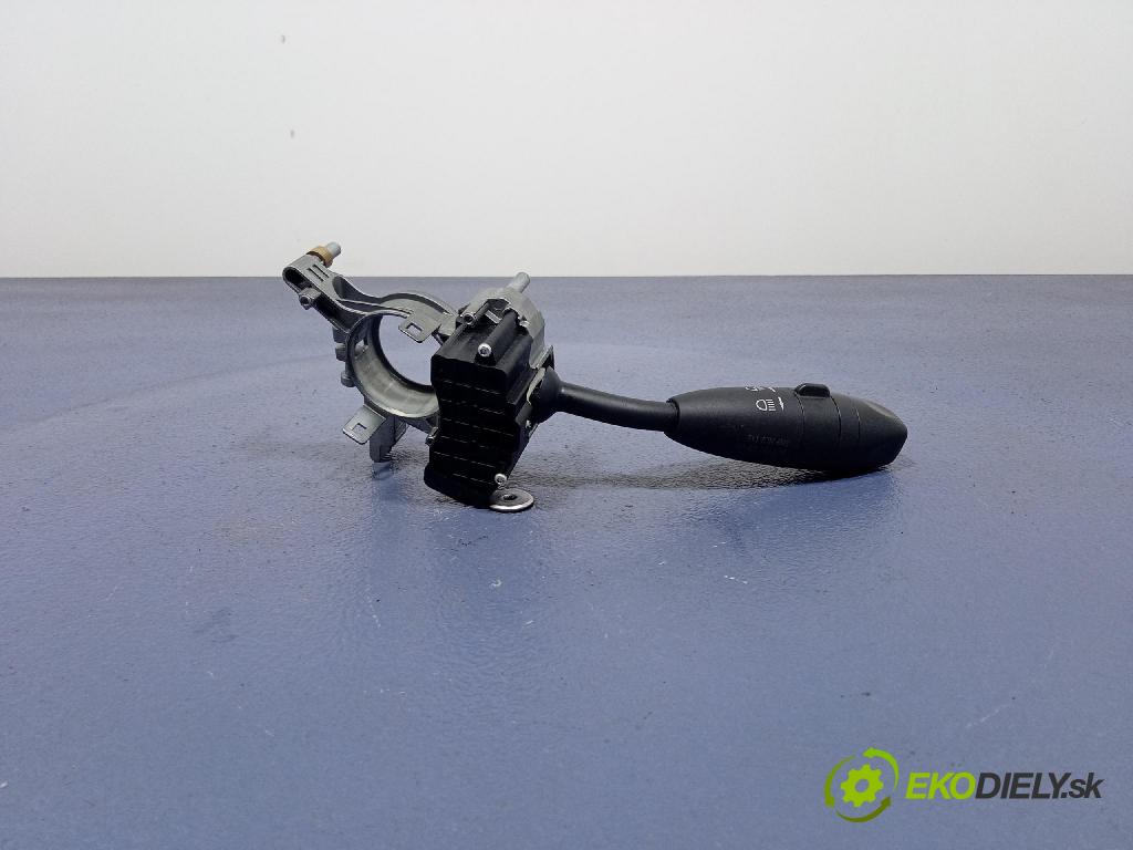 Mercedes B-Klasa 2005 prepínač Komplex: A1695450210