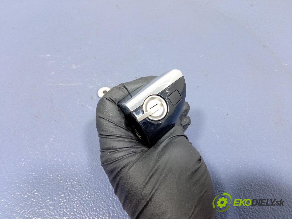 Mercedes B-Klasa 2005 zámok dvere Predné Vľavo: 