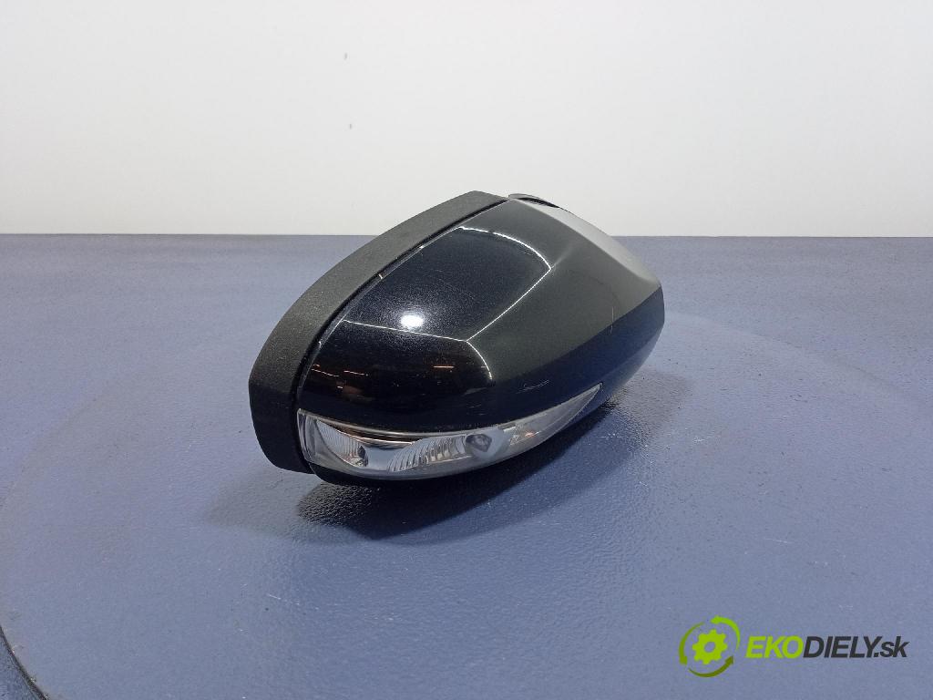 Mercedes B-Klasa 2005 zpětné zrcátko prave