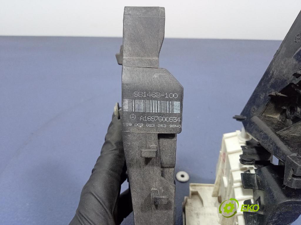 Mercedes B-Klasa 2005 zámok dvere Predné Vľavo: 1697202535