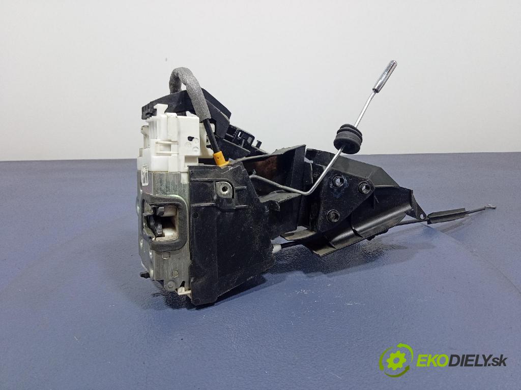 Mercedes B-Klasa 2005 zámek dveře Zad: Levý: 1697302135