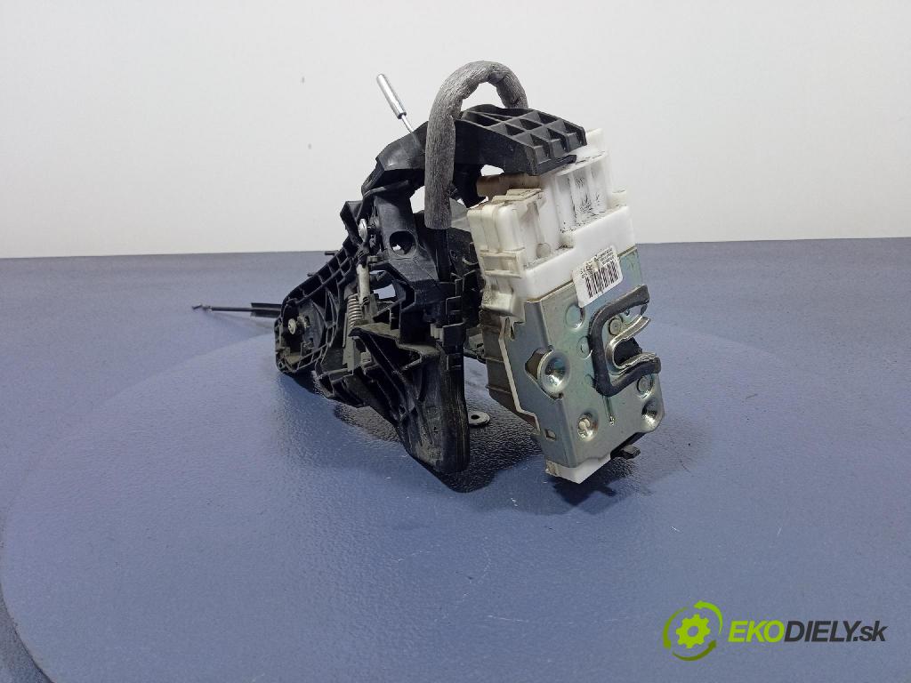 Mercedes B-Klasa 2005 zámek dveře Zad: Levý: 1697302135